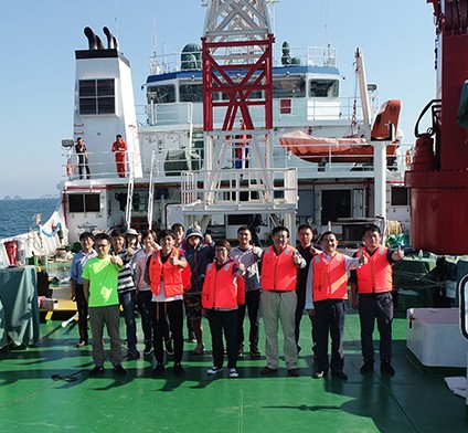 水(shuǐ)下敏捷機器(qì)人(rén)協同作(zuò)業平台項目